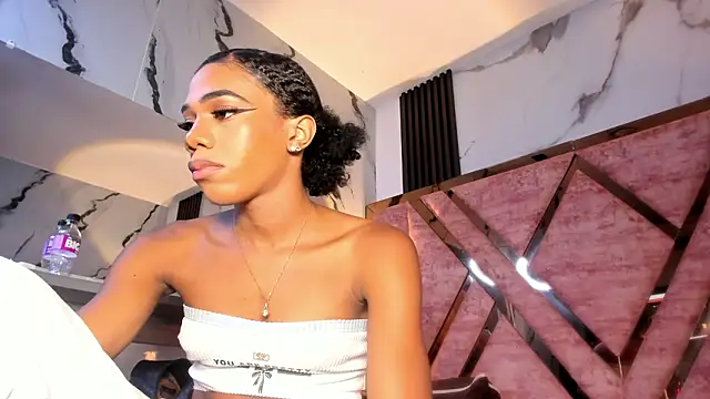 tifany bigdick online show from 21, 3, 2026