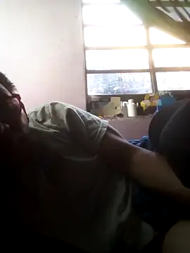 Snapshot of ardiente47 chatting on 9, 10, 2025 ardiente47 online show from 9, 10, 2025