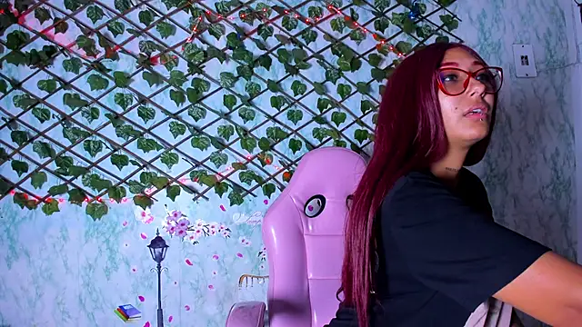 Snapshot of Pamesmith chatting on 25, 9, 2025 Pamesmith online show from 25, 9, 2025