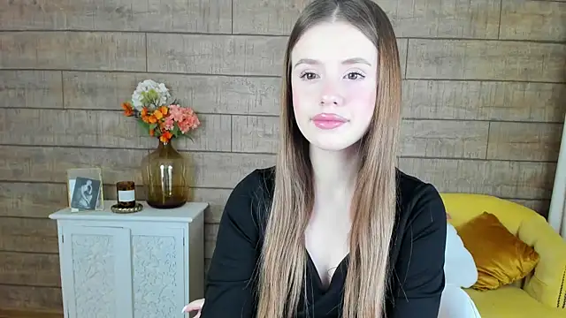 MilanaBalmain online show from 10, 2, 2025