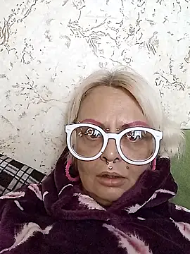 Gardener of Illusions online show from 28, 11, 2025