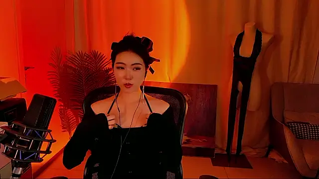 siji kiki online show from 18, 3, 2026