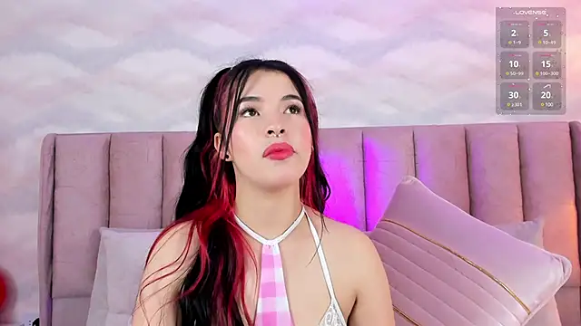 im nika  online show from 27, 2, 2025