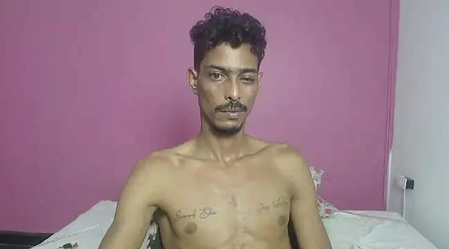 Snapshot of Albertwd420 chatting on 17, 12, 2024 Albertwd420 online show from 17, 12, 2024