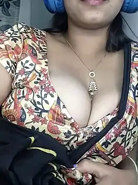 Snapshot of Sexy-Shalinii chatting on 7, 3, 2025 Sexy-Shalinii online show from 7, 3, 2025