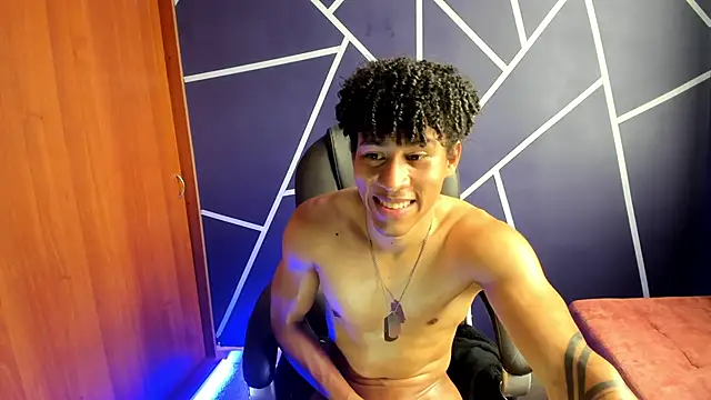 Snapshot of Pendragon1224 chatting on 15, 12, 2024 Pendragon1224 online show from 15, 12, 2024