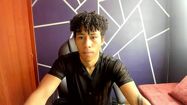 Snapshot of Pendragon1224 chatting on 11, 1, 2025 Pendragon1224 online show from 11, 1, 2025