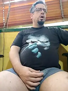 Snapshot of MrBig_2024 chatting on 19, 1, 2025 MrBig 2024 online show from 19, 1, 2025
