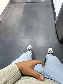 cricrimsBarcelona online show from 15, 1, 2025