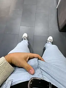 cricrimsBarcelona online show from 16, 1, 2025