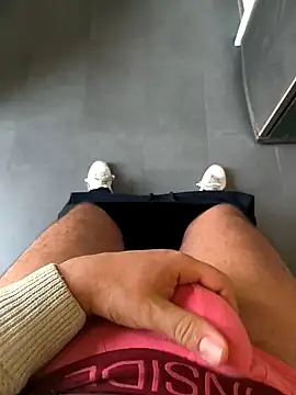 cricrimsBarcelona online show from 25, 1, 2025