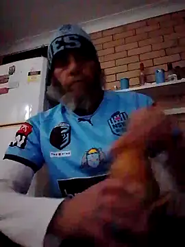 Deonlonely1 online show from 17, 6, 2026