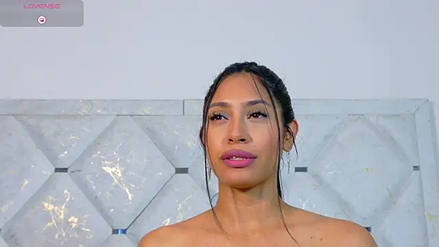 Snapshot of Anna_risse chatting on 4, 12, 2025 Anna risse online show from 4, 12, 2025