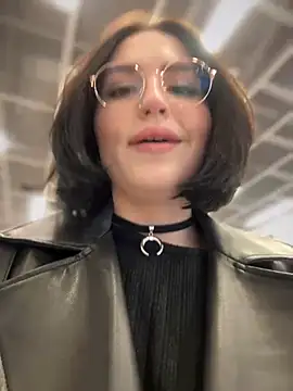 meow girl online show from 11, 12, 2024