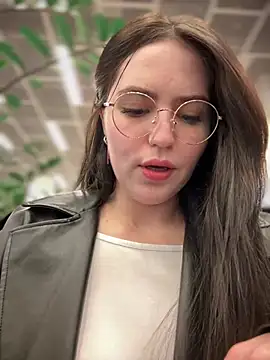 meow girl online show from 25, 1, 2025