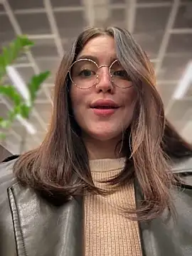 meow girl online show from 26, 10, 2025