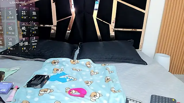 yahaira  online show from 3, 12, 2025