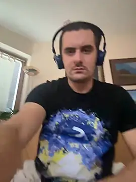 Snapshot of windfuckerrrrr chatting on 19, 12, 2024 windfuckerrrrr online show from 19, 12, 2024