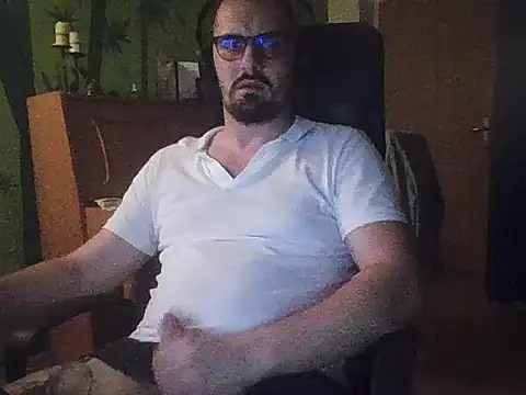 Snapshot of windfuckerrrrr chatting on 21, 9, 2025 windfuckerrrrr online show from 21, 9, 2025