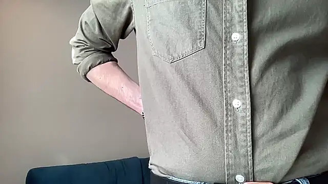 cute mark online show from 20, 4, 2026