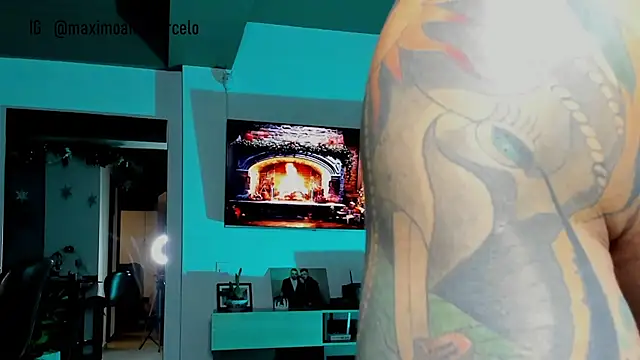 Snapshot of Maximo_Marcelo chatting on 12, 12, 2024 Maximo Marcelo online show from 12, 12, 2024