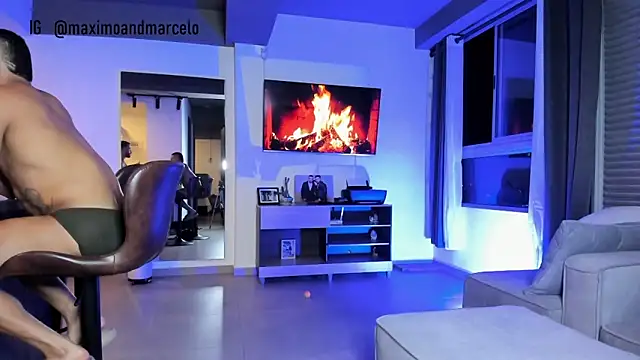 Snapshot of Maximo_Marcelo chatting on 14, 1, 2025 Maximo Marcelo online show from 14, 1, 2025