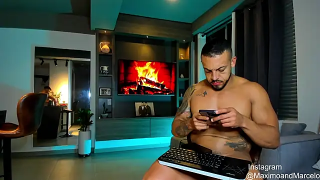 Snapshot of Maximo_Marcelo chatting on 12, 2, 2025 Maximo Marcelo online show from 12, 2, 2025