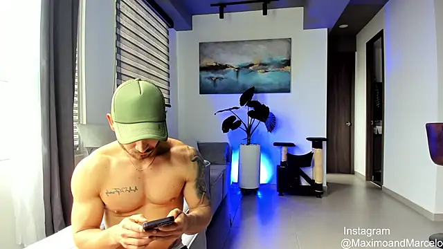 Snapshot of Maximo_Marcelo chatting on 28, 2, 2025 Maximo Marcelo online show from 28, 2, 2025