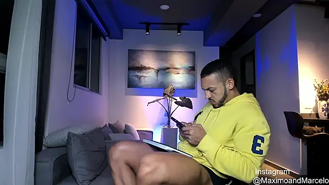 Snapshot of Maximo_Marcelo chatting on 4, 3, 2025 Maximo Marcelo online show from 4, 3, 2025