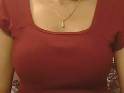 Snapshot of _FluffyHxney_ chatting on 5, 10, 2025 FluffyHxney online show from 5, 10, 2025