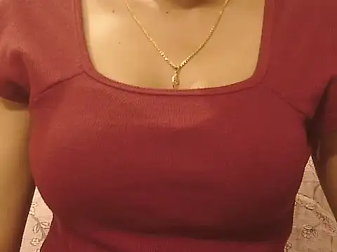 Snapshot of _FluffyHxney_ chatting on 15, 10, 2025 FluffyHxney online show from 15, 10, 2025