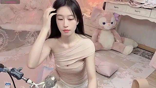 JennieKim RoseannePark online show from 2, 1, 2025