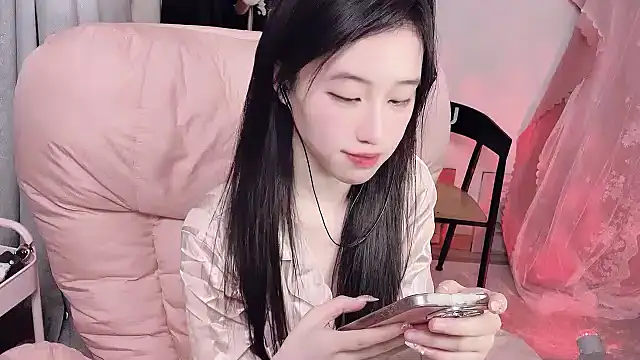 JennieKim RoseannePark online show from 6, 2, 2025