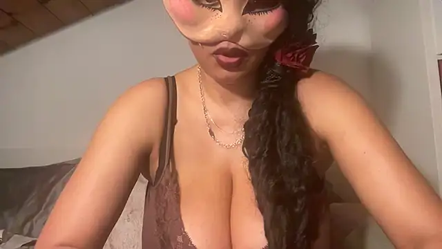 SCARLET-SANTANA online show from 21, 2, 2025