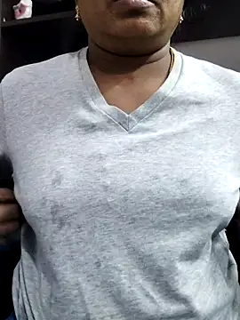 Snapshot of Tamilrojanew chatting on 2, 10, 2025 Tamilrojanew online show from 2, 10, 2025