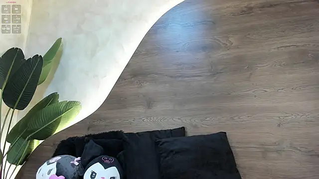 Morgan Hilll  online show from 28, 1, 2025