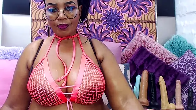 MATURExxxASS online show from 5, 10, 2025