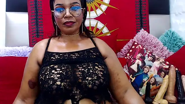 MATURExxxASS online show from 18, 10, 2025