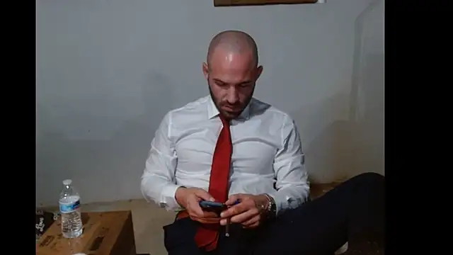 Snapshot of TheNakedPreacher chatting on 18, 12, 2024 TheNakedPreacher online show from 18, 12, 2024