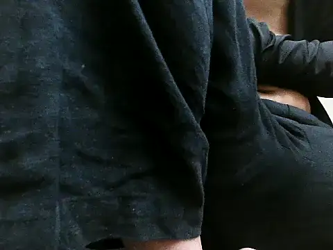 sexyguy1231 online show from 15, 11, 2025