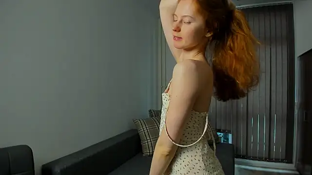 Snapshot of Fire_Luna chatting on 20, 12, 2024 Fire Luna online show from 20, 12, 2024