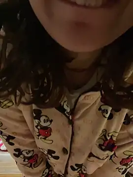 Snapshot of Golin-24 chatting on 22, 12, 2025 Golin-24 online show from 22, 12, 2025