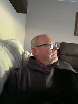 Snapshot of wildrocket02 chatting on 8, 5, 2026 wildrocket02 online show from 8, 5, 2026