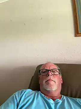 Snapshot of wildrocket02 chatting on 9, 5, 2026 wildrocket02 online show from 9, 5, 2026