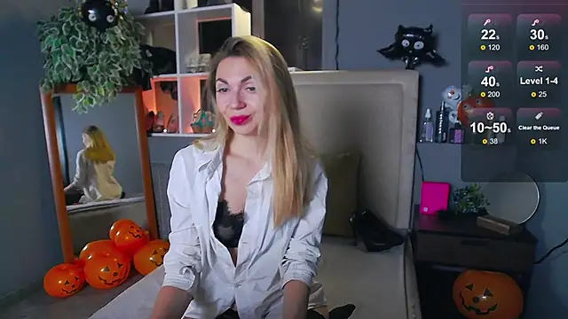 Snapshot of KiraNikson chatting on 28, 10, 2025 KiraNikson online show from 28, 10, 2025