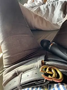 Snapshot of Ana-05 chatting on 7, 2, 2025 Ana-05 online show from 7, 2, 2025