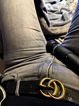 Snapshot of Ana-05 chatting on 29, 9, 2025 Ana-05 online show from 29, 9, 2025