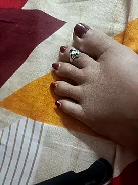 lakey91girl online show from 7, 3, 2026