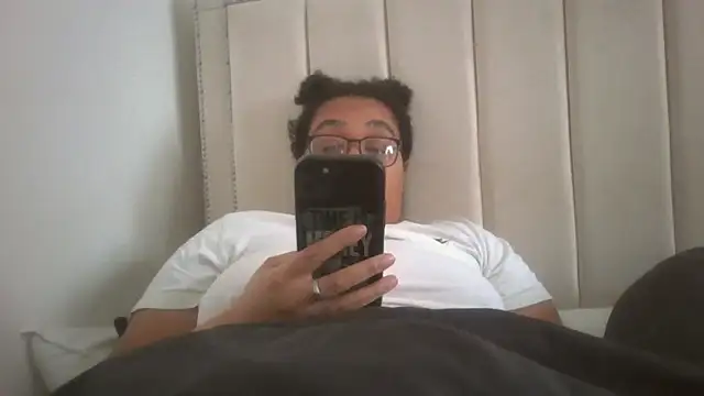 vanilla chocolate23 online show from 6, 2, 2025