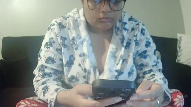 Snapshot of vanilla_chocolate23 chatting on 12, 1, 2026 vanilla chocolate23 online show from 12, 1, 2026